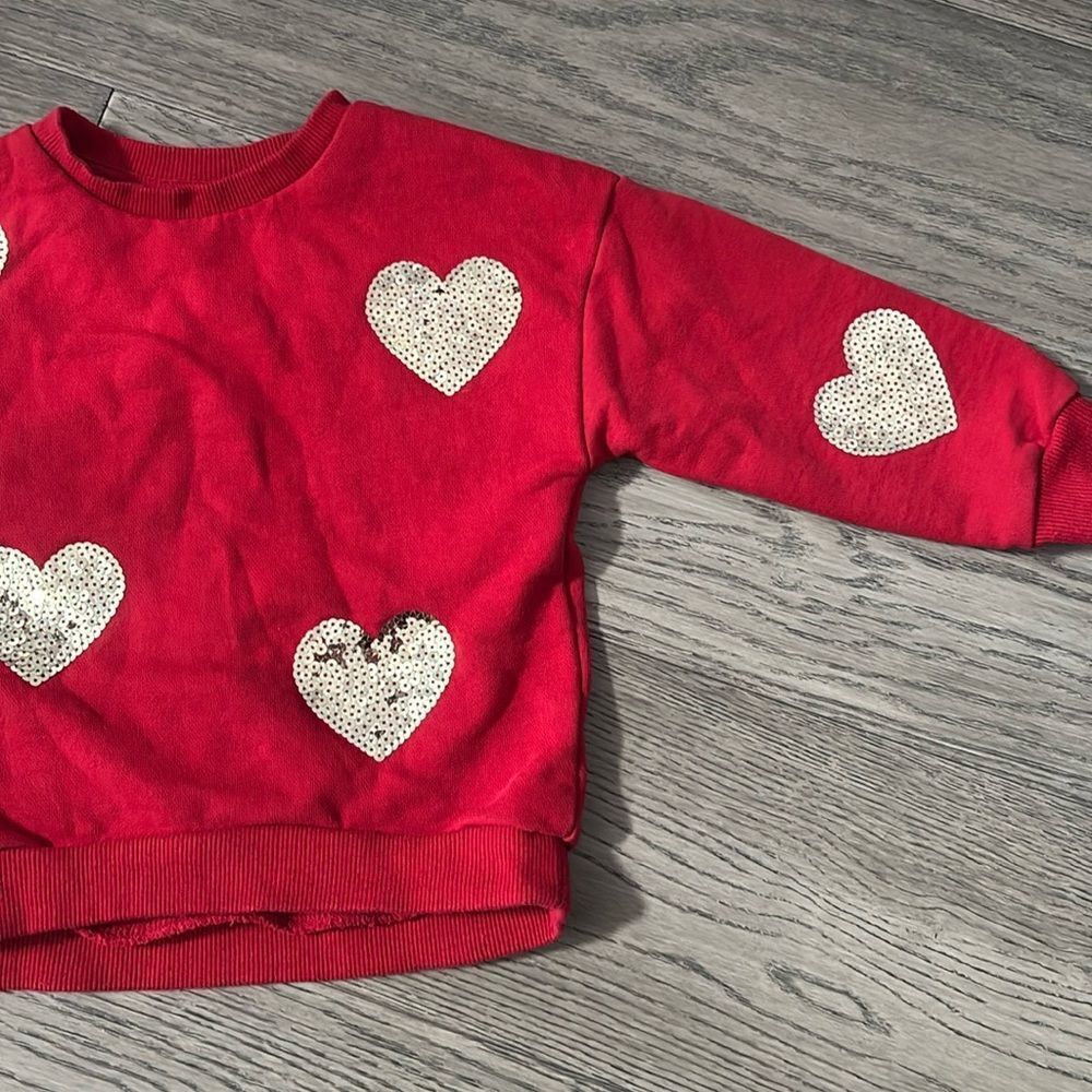 Valentines sweater H&M size 2-3 toddlers